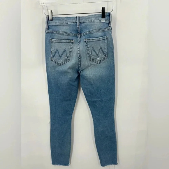 MOTHER High Waisted Looker Ankle Fray in Shoot To Thrill Jeans size 25 B107 - Picture 4 of 6